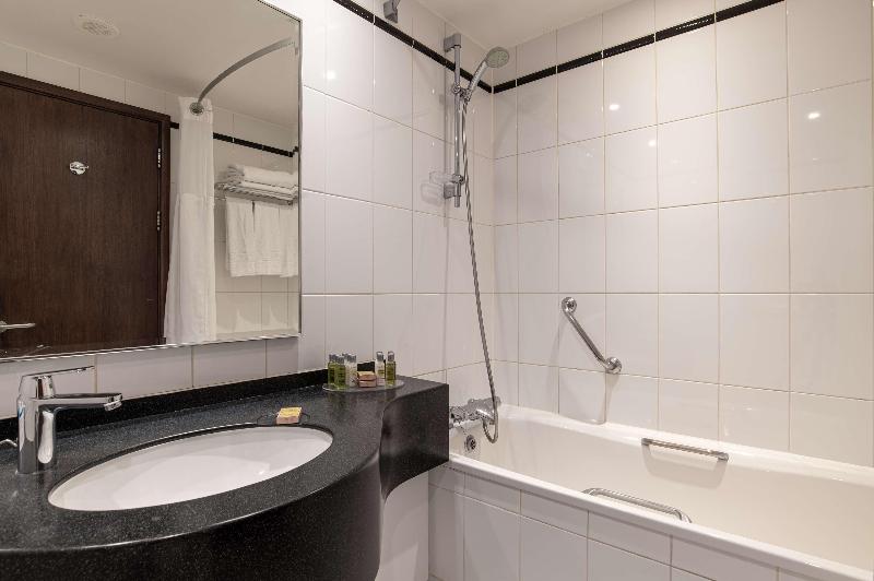Номер Superior, Hilton London Metropole
