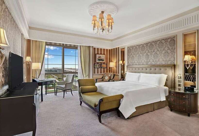 Номер Superior Кровать Кинг, Hilton London Metropole