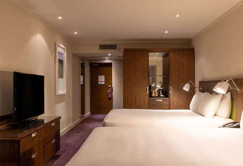 Номер Стандарт, Hilton London Metropole