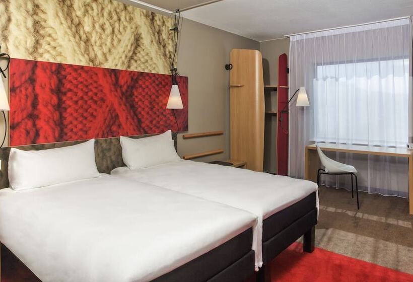 Номер Стандарт, Ibis London Greenwich