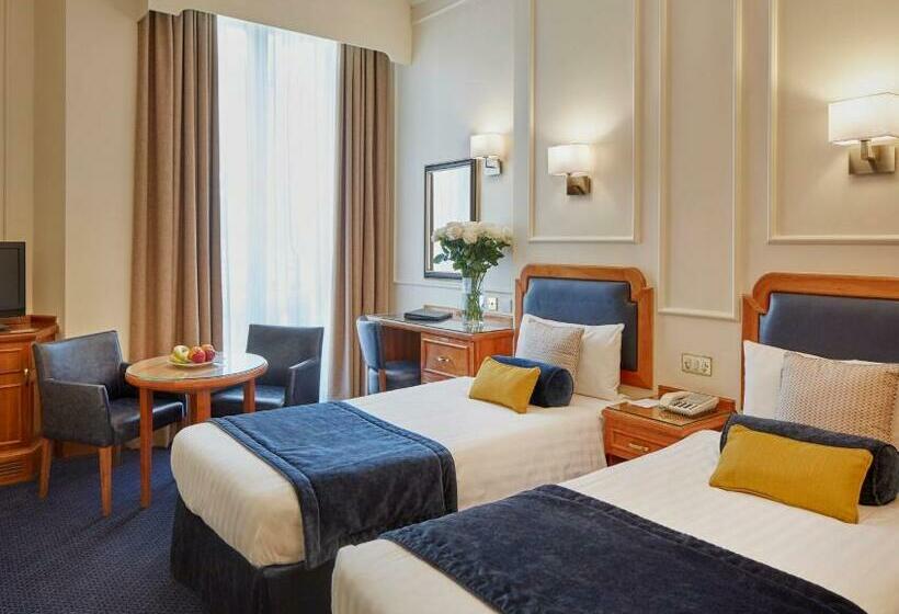 Номер Стандарт, Lancaster Gate