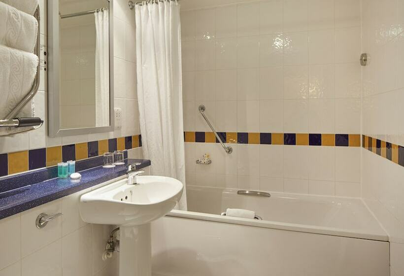 Номер Стандарт, Lancaster Gate