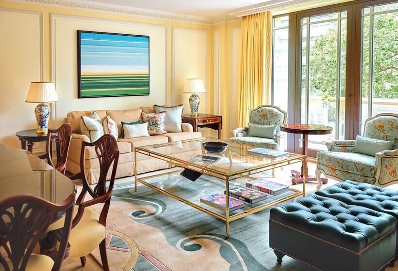 Люкс с Террасой, The Dorchester   Dorchester Collection