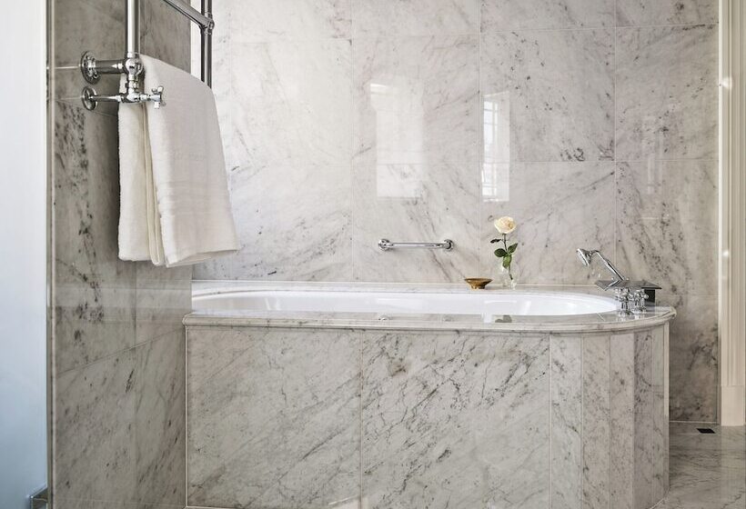 标准工作室, The Dorchester   Dorchester Collection