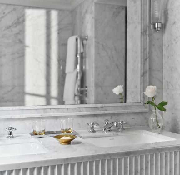 带大床的高级房间, The Dorchester   Dorchester Collection