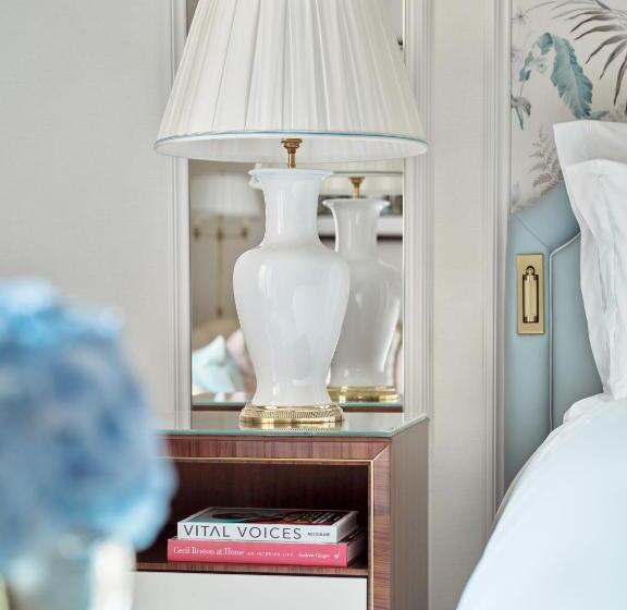 Номер Executive Кровать Кинг, The Dorchester   Dorchester Collection