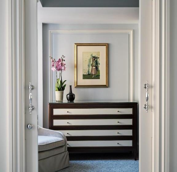 Люкс Престиж, The Dorchester   Dorchester Collection