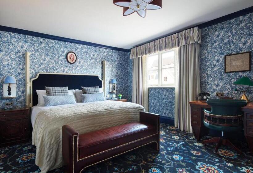 Номер Deluxe Кровать Кинг с Видом, The Randolph Hotel Oxford, A Graduate By Hilton