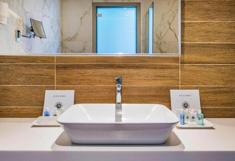 سوئیت پنت هاوس, Ammon Zeus Luxury Beach