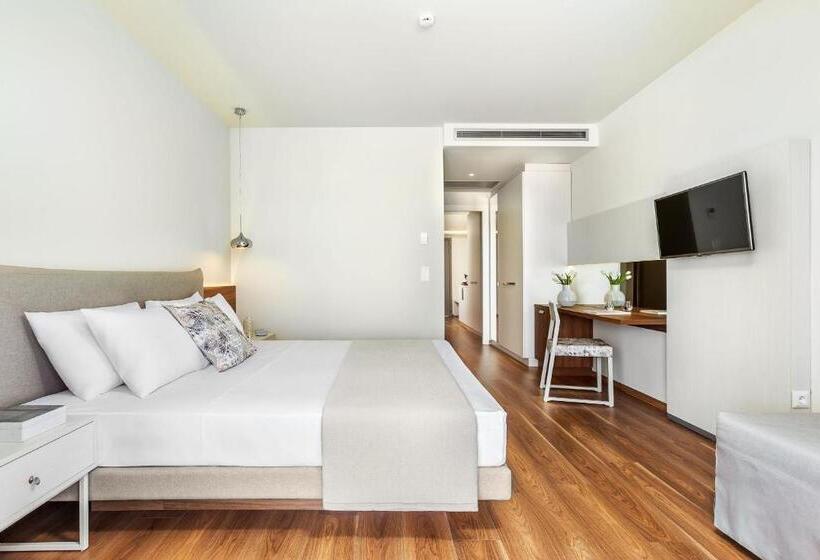 سوئیت پنت هاوس, Ammon Zeus Luxury Beach