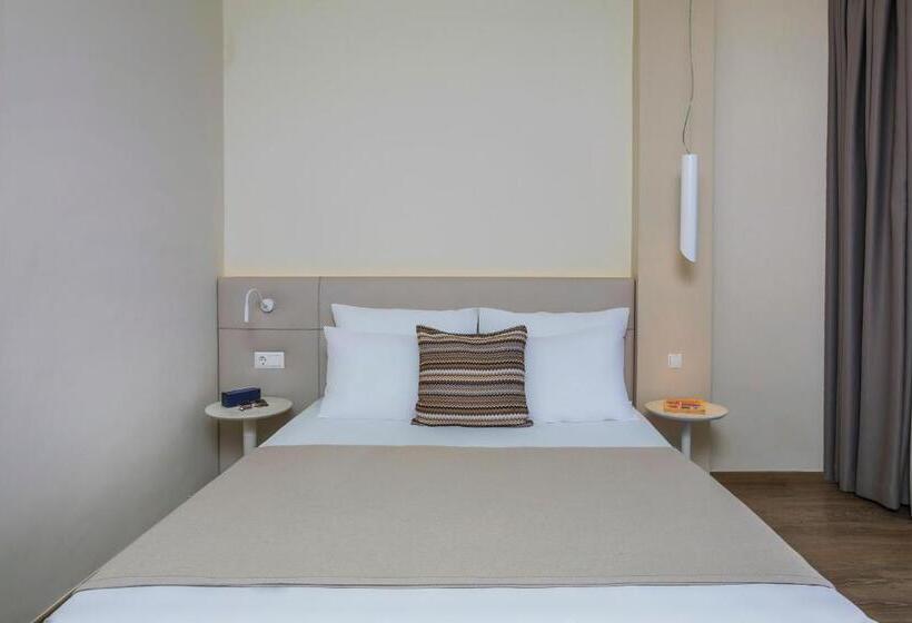 اتاق لوکس با چشم‌انداز دریا, Ammon Zeus Luxury Beach