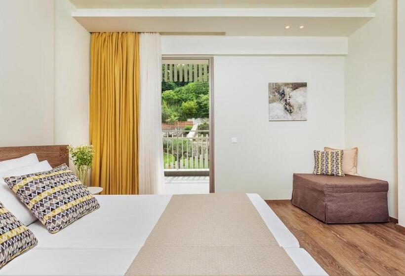 اتاق لوکس با چشم‌انداز باغ, Ammon Zeus Luxury Beach
