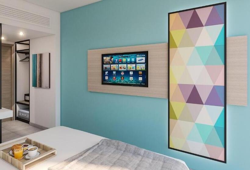 스탠다드 룸, Avra By Smile Hotels