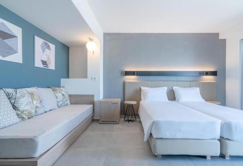 수피리어 트리플 룸, Avra By Smile Hotels