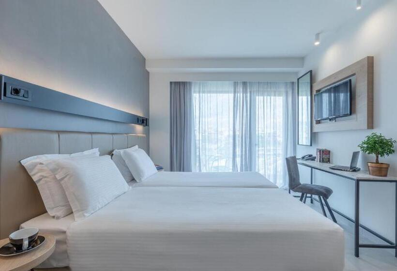 수피리어 트리플 룸, Avra By Smile Hotels