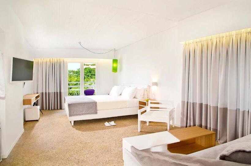스위트, Marathon Beach Resort