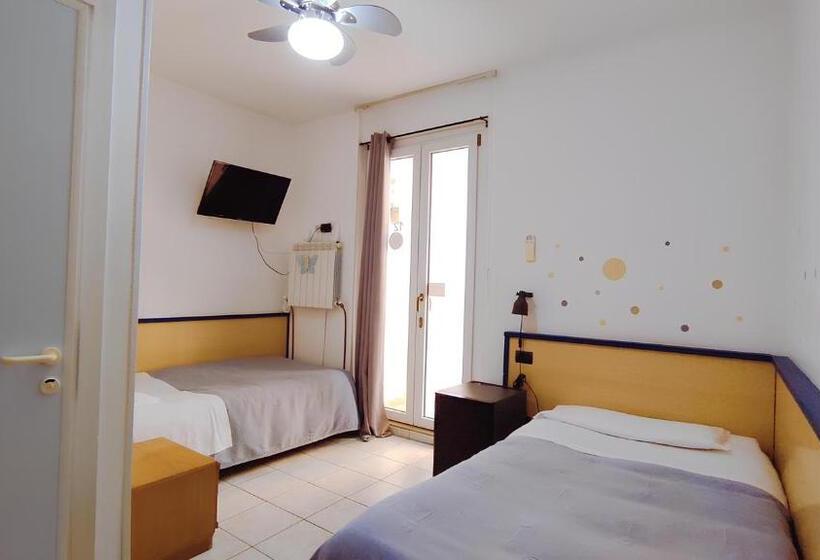 スタンダードシングルルーム, Birilli B&b