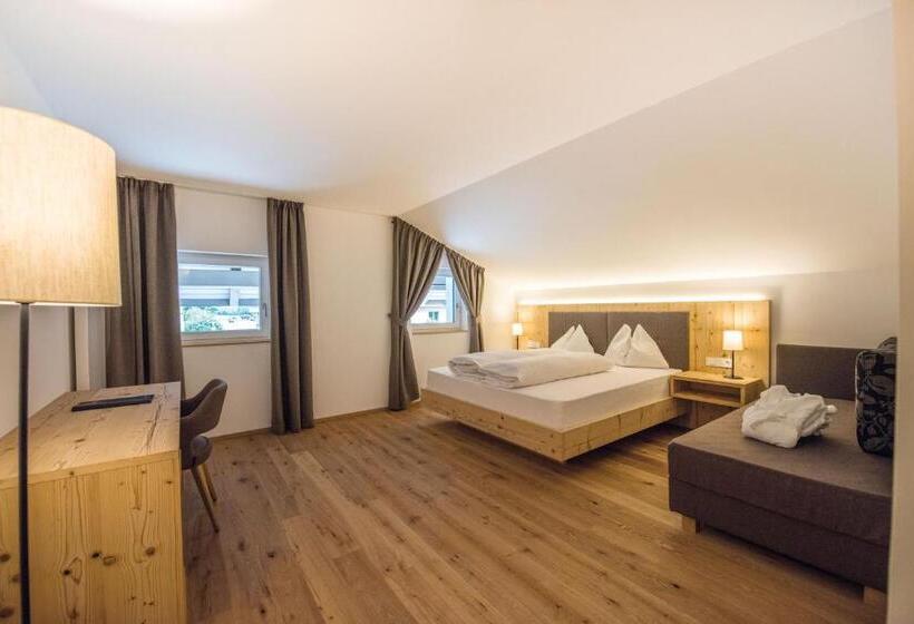 Номер Deluxe, Fronza   Your Mountain & Ski Home