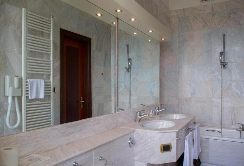 Номер Basic, Internazionale Terme