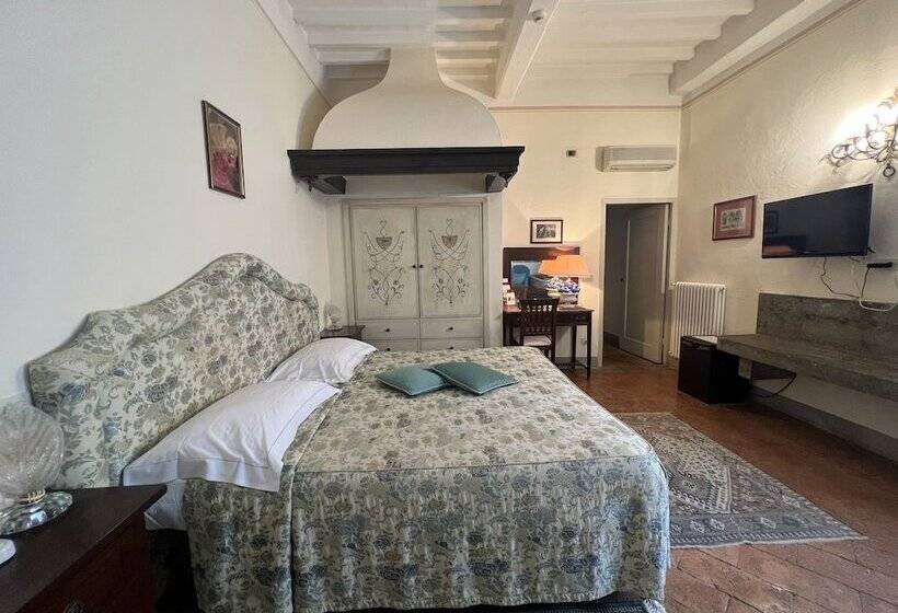 Полулюкс, San Michele