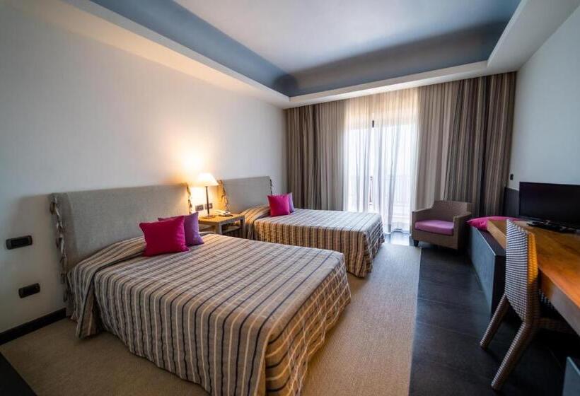 Номер Deluxe, Santa Tecla Palace