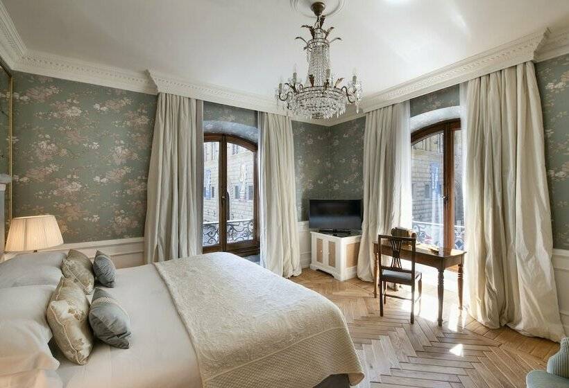 سوییت جونیور, Helvetia&bristol Firenze – Starhotels Collezione