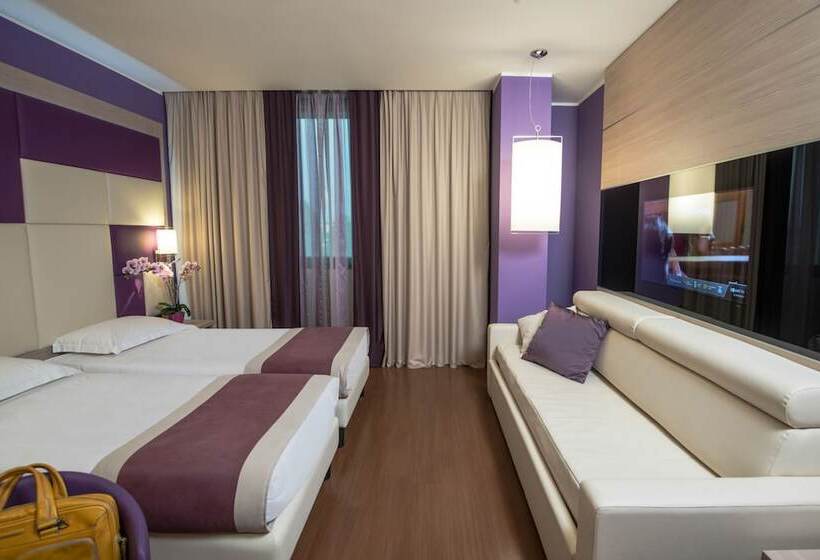 اتاق استاندارد سه نفره, As Hotel Limbiate Fiera