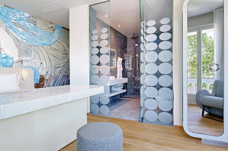 Полулюкс, Ausonia Hungaria Wellness & Lifestyle
