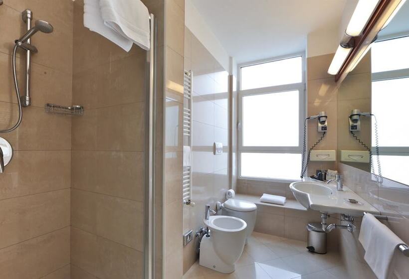 اتاق استاندارد با تخت دوبل, Best Western  Madison