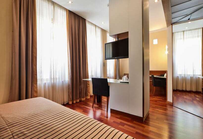 سوییت جونیور, Best Western  Madison