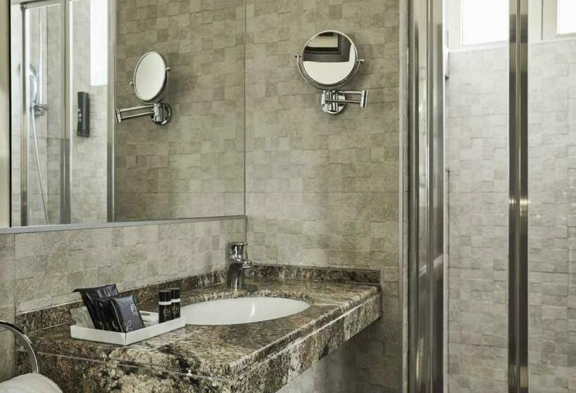 اتاق کلاسیک سه تخته, Fh55 Grand Hotel Palatino