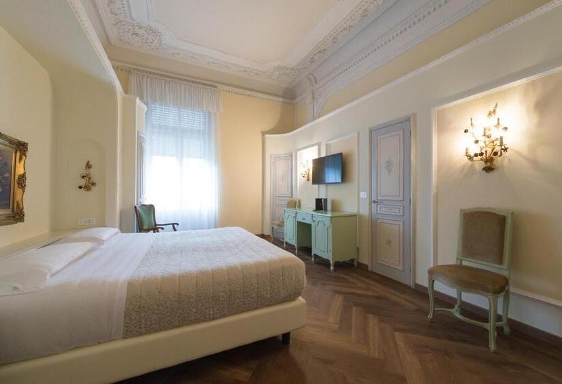 Номер Superior Кровать Кинг, Grand Hotel Liberty