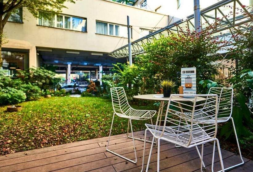 اتاق سوپریور سه تخته, Ibis Milano Centro