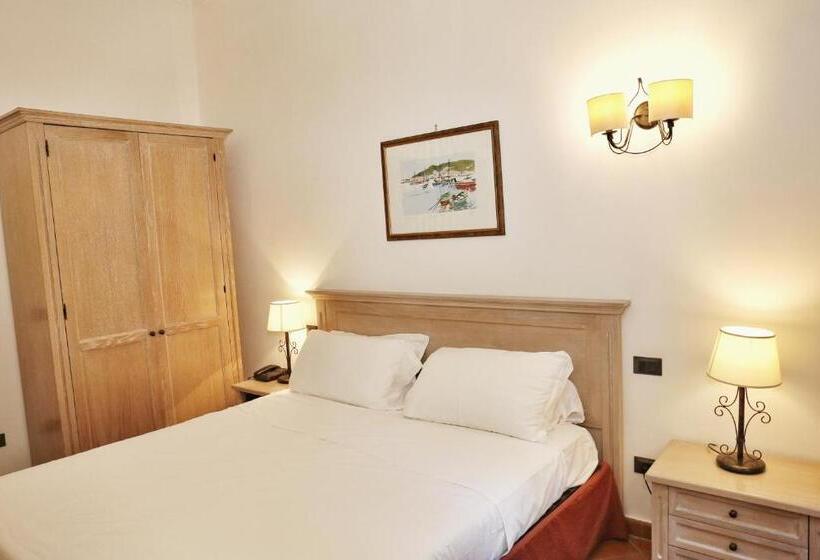 غرفة كلاسيكية, Albergo Filippo Ii