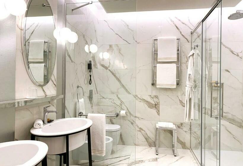 חדר דלוקס, Rosa Grand Milano   Starhotels Collezione