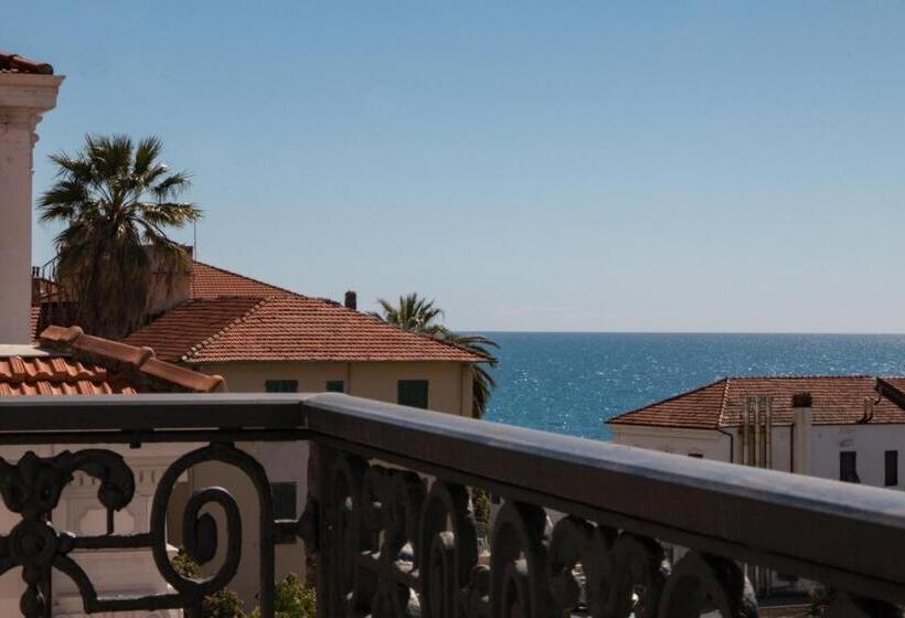 标准间侧面带海景, Albergo Belsoggiorno
