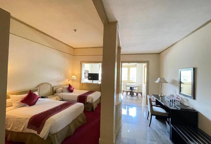 اتاق اجرایی, Grand Hotel Preanger