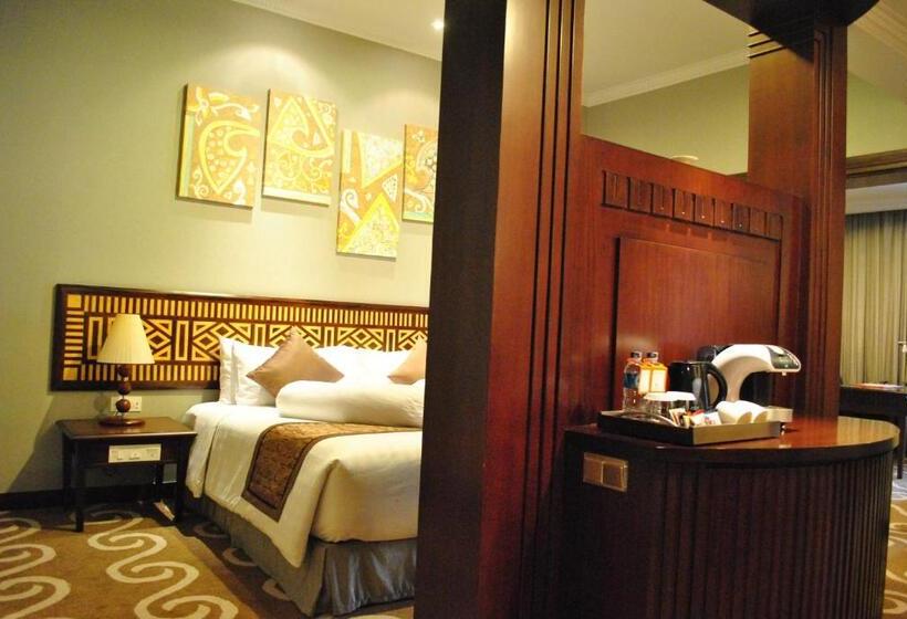 سوئیت 2 خوابه, Grand Hotel Preanger