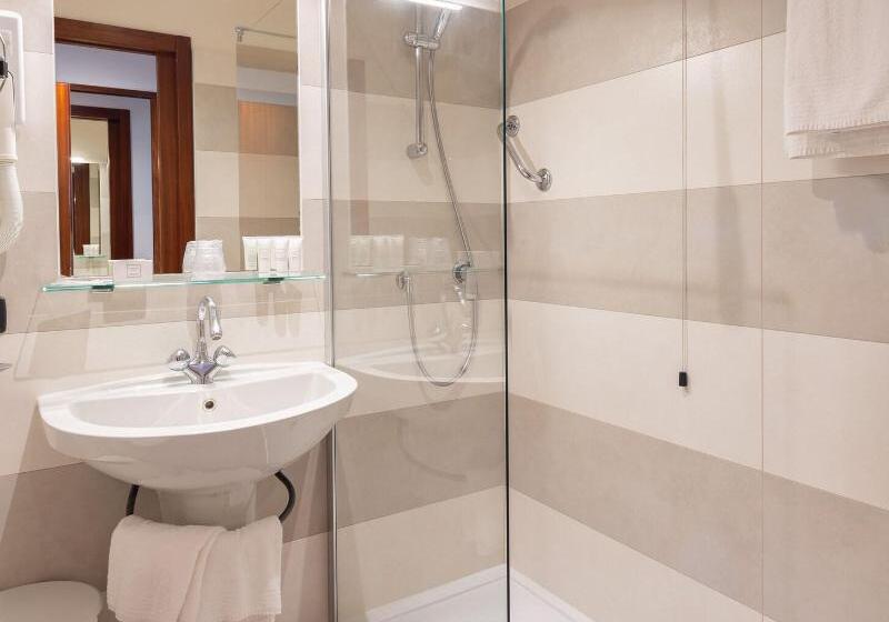 Apartamento 1 Quarto com Terraço Vista Mar, Laurin