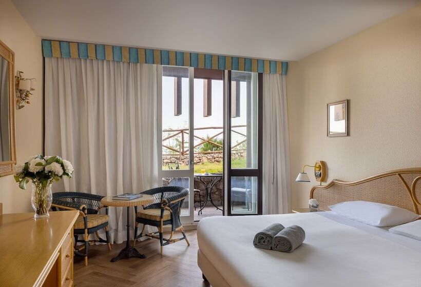 Quarto Superior Vista Jardim, Unahotels Capotaormina