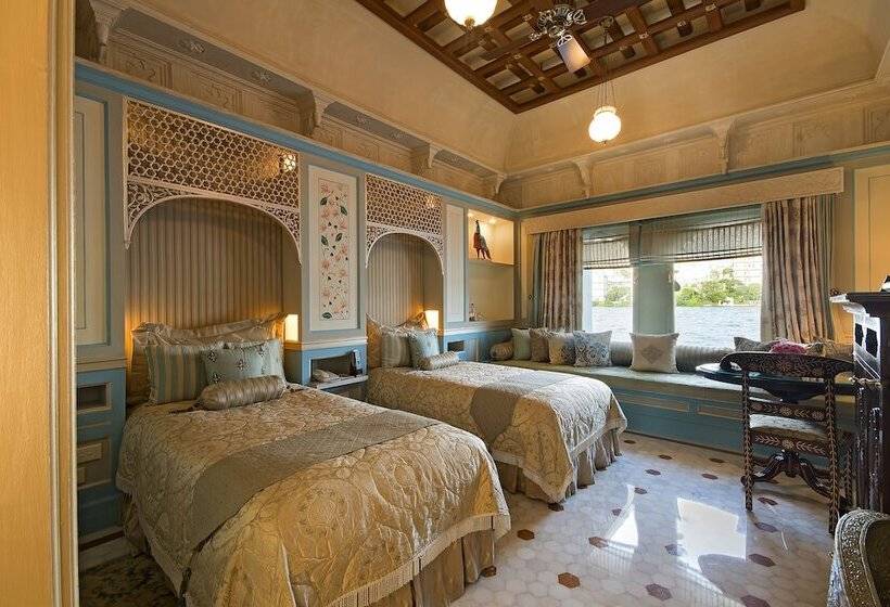 Quarto Deluxe Vista Lago, Taj Lake Palace Udaipur