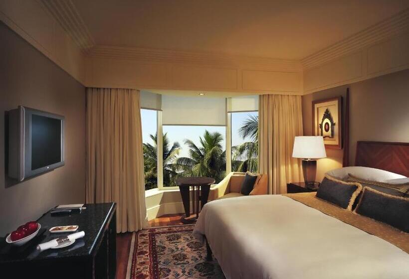 Premium Room Pool View, The Leela Mumbai
