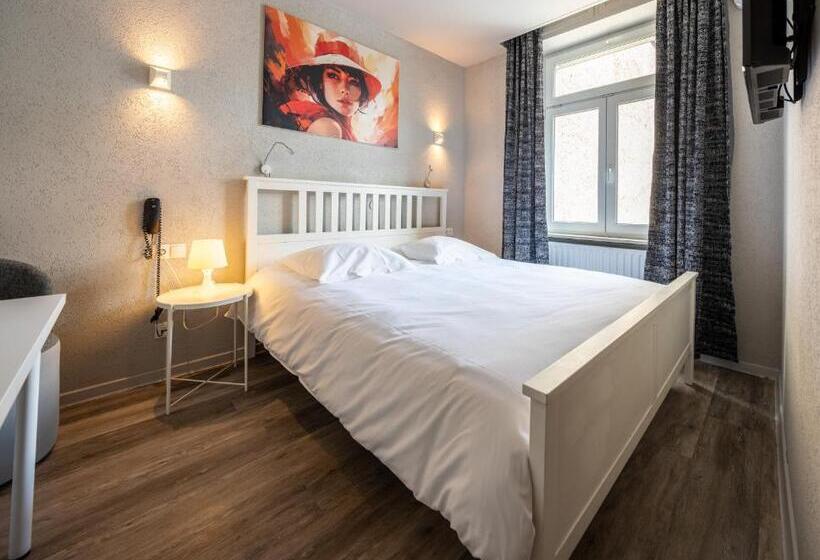 اتاق استاندارد, Bristol