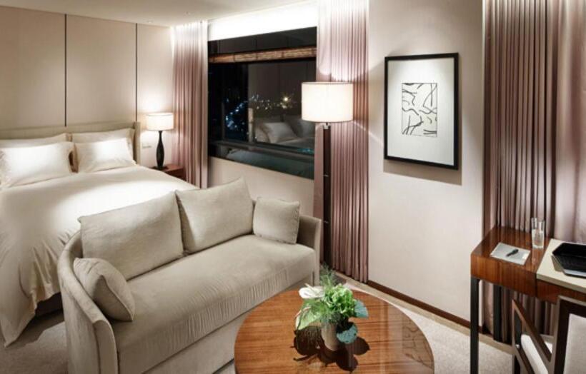 Номер Executive, The Shilla Seoul