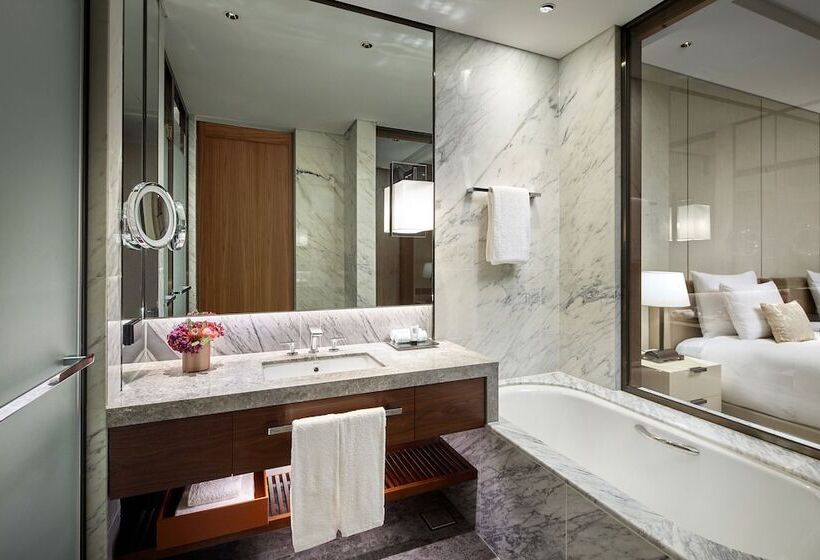 Номер Deluxe, Lotte Hotel Seoul