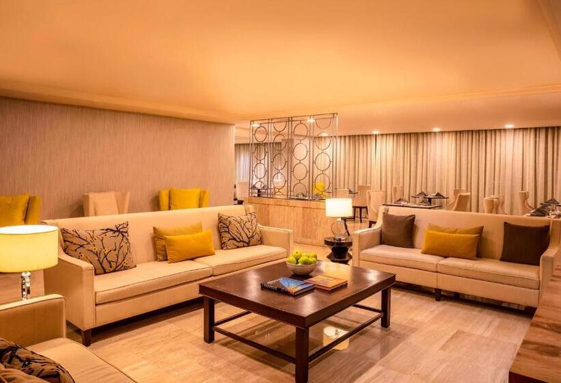 Номер Клуб Кровать Кинг, Sheraton Mexico City Maria Isabel