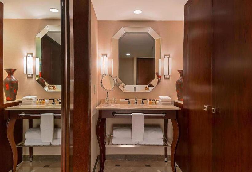 Люкс Клуб, Sheraton Mexico City Maria Isabel