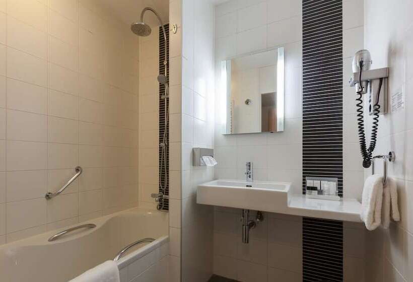스탠다드 트리플 룸, Best Western Hotel Baars