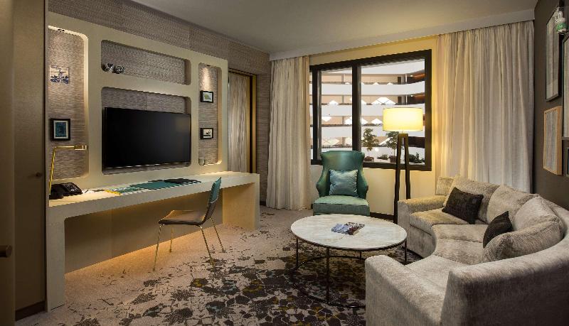 Люкс Кровать Кинг, Hilton Amsterdam Airport Schiphol