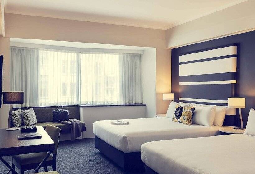 수피리어 룸, Mövenpick Hotel Auckland